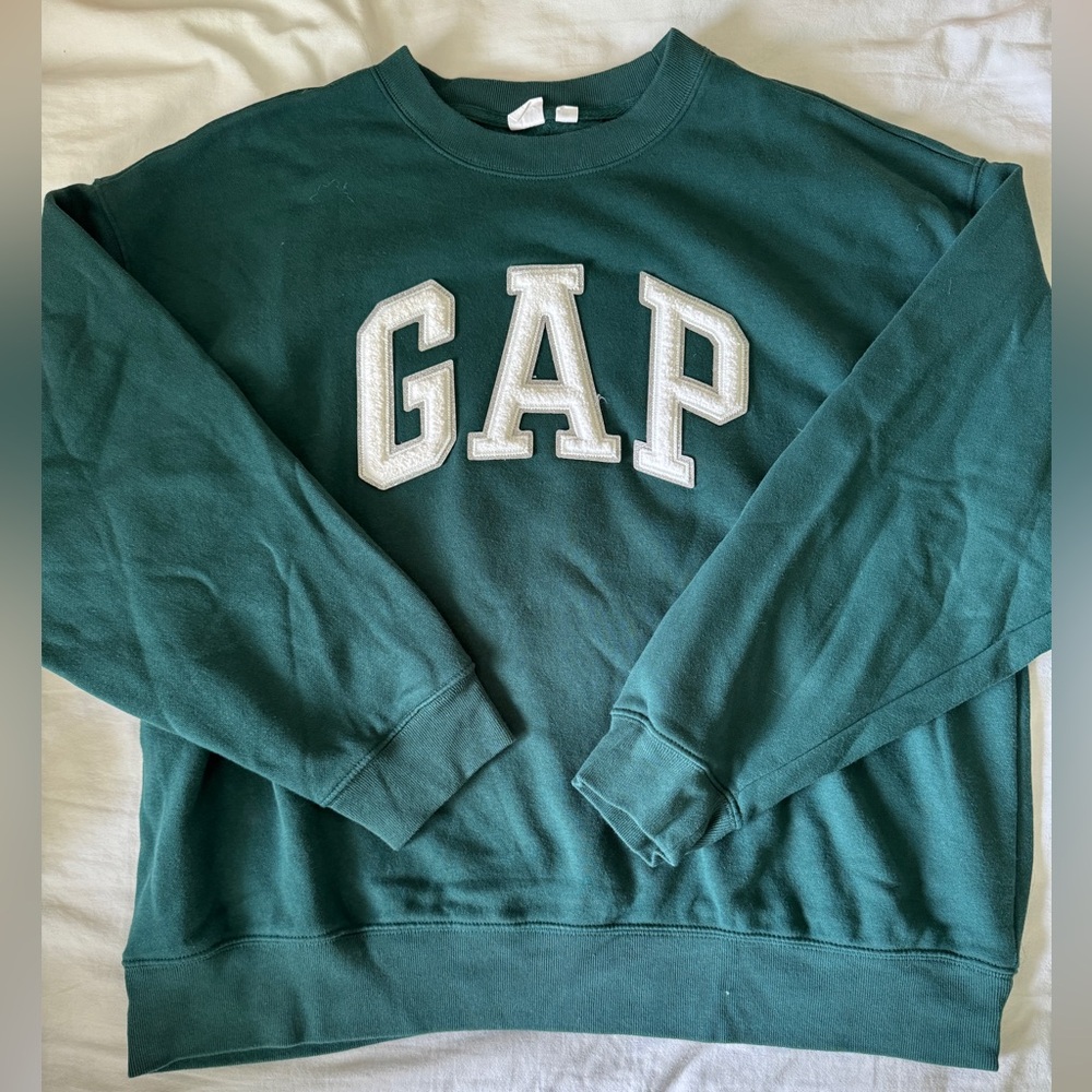 GAP Crewneck